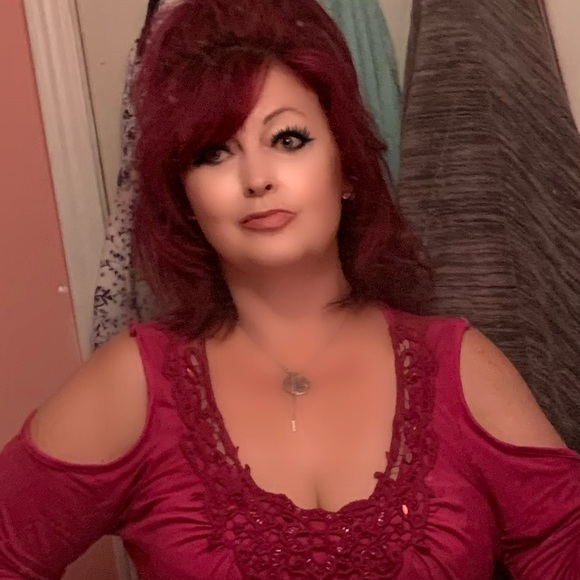 Meet your Posher, Rhiannon - Picture 1 of 1